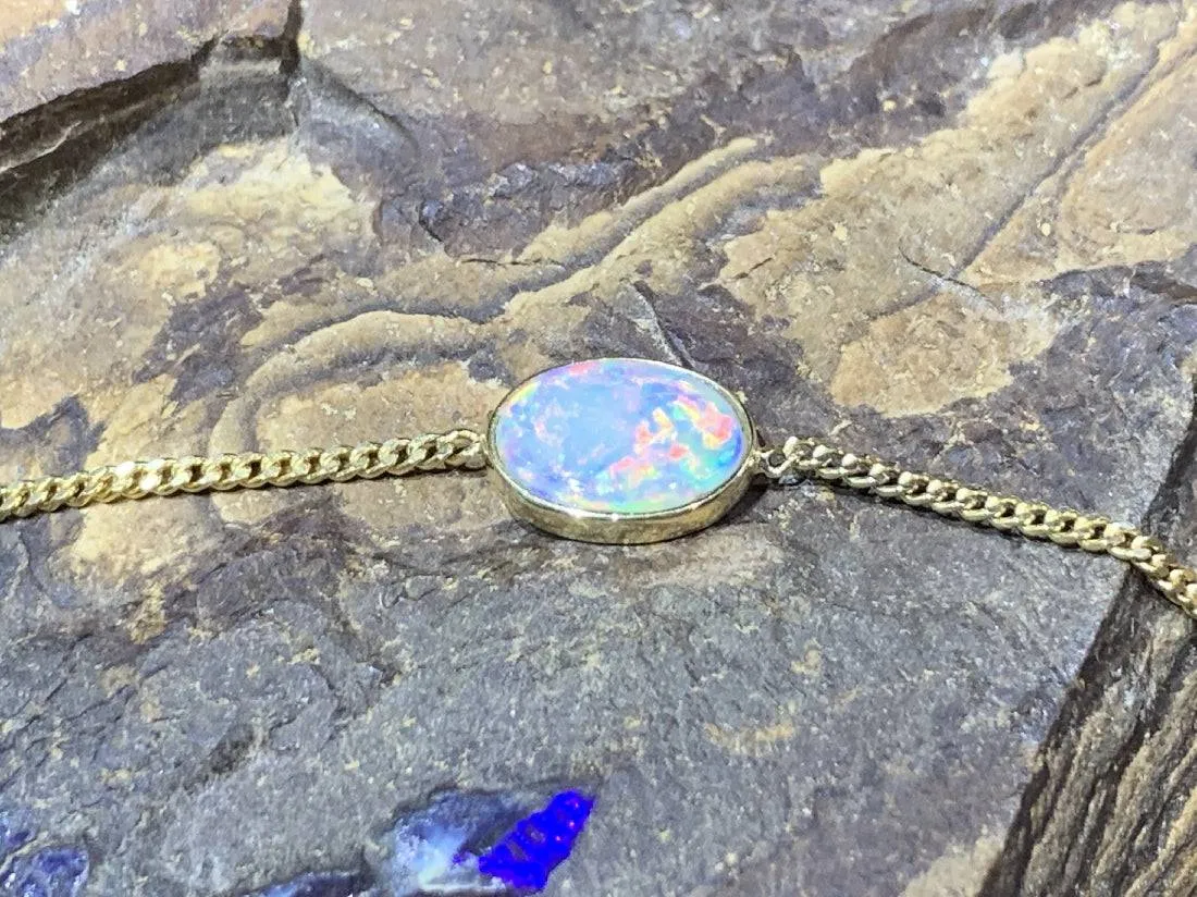 18kt Yellow Gold Opal fine bracelet