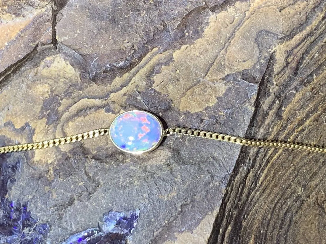 18kt Yellow Gold Opal fine bracelet