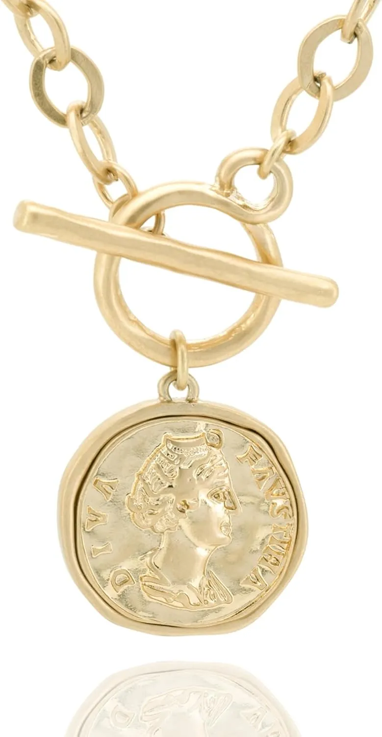 Chunky Gold Coin Pendant Necklace Trendy Layered Statement Chain for Women, Antique Toggle Design with Thick Link, Fashionable Necklaces for Women